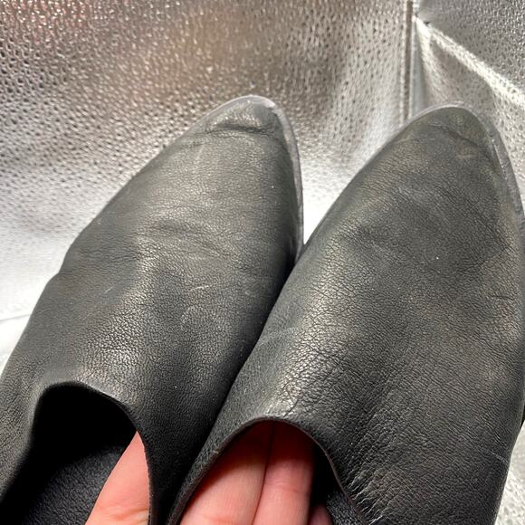 Kelsi Dagger Brooklyn Black Slip On Mules Almond Toe Leather Upper Sz 8.5 - Picture 4 of 12